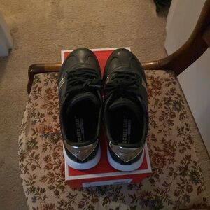 Leather black sneakers